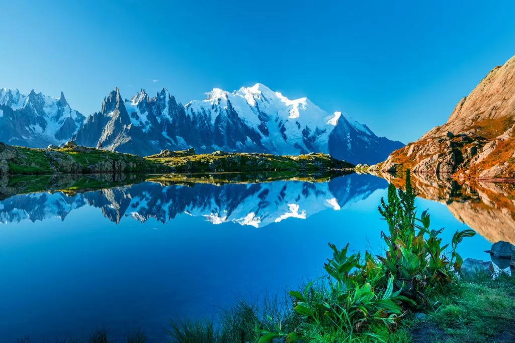 Sunset panorama of the Lac Blanc lake with Mont Blanc